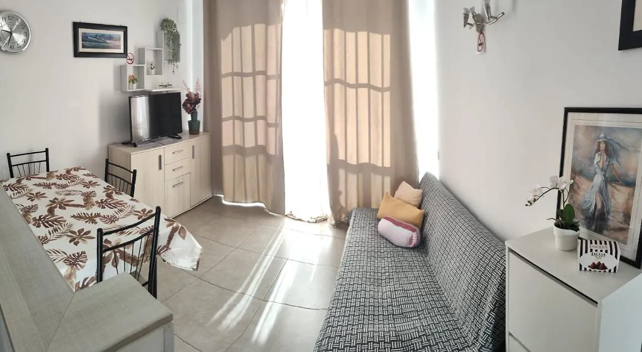 Cozy Estudio, Pool View - Wifi Free Daire Costa Del Silencio